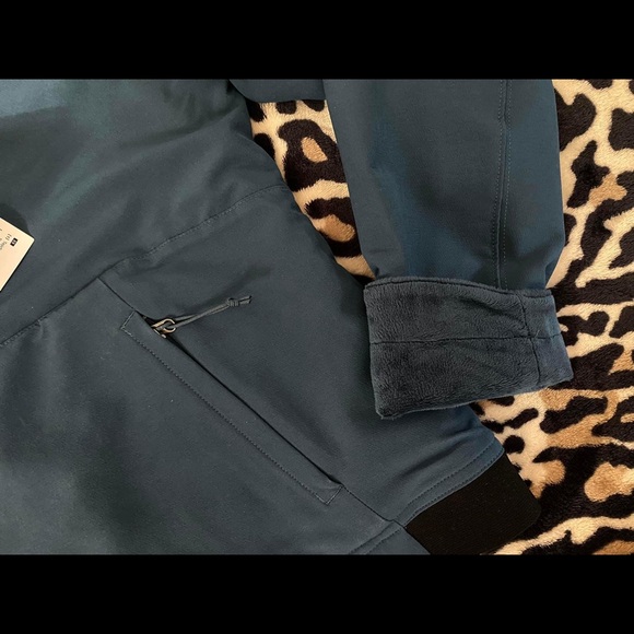 Reversible NorthFace “Jacket” - Picture 3 of 3